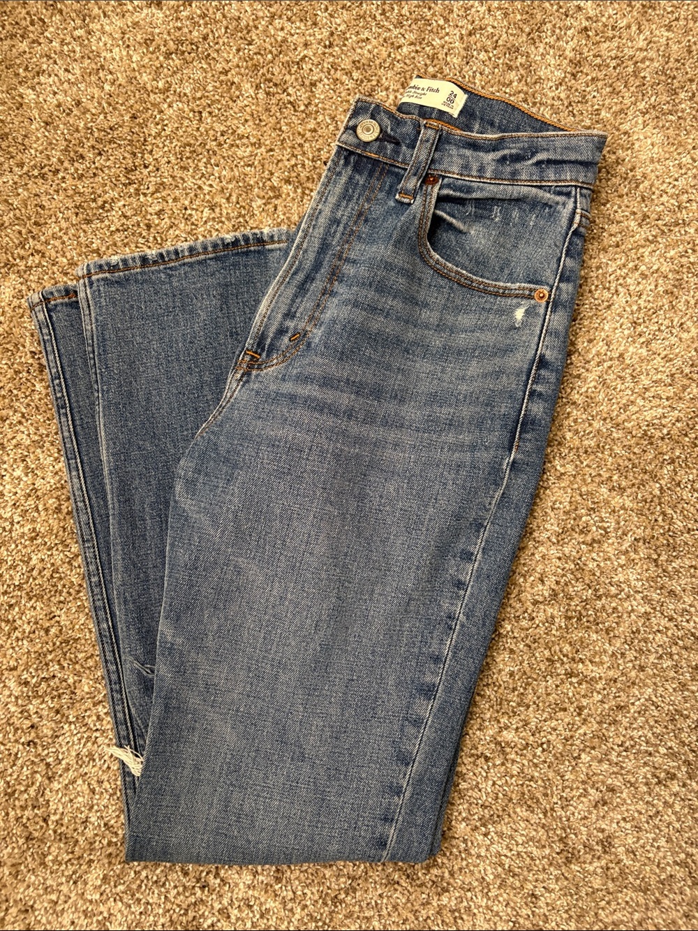 Abercrombie & Fitch The Ankle Straight Ultra High Rise Distressed Jean - 24